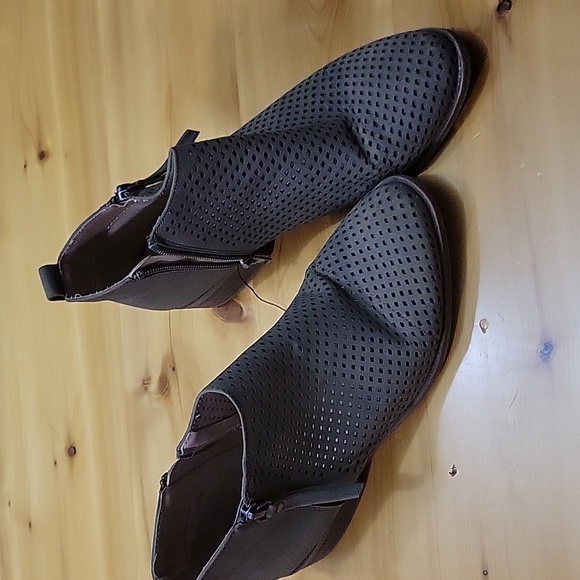 Women's Booties - Picture 2 of 5